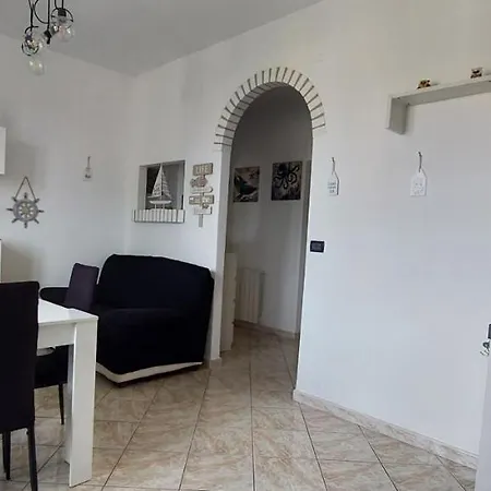 Confortevole Appartamento. 3 Minuti E Sei Al Mare Apartment