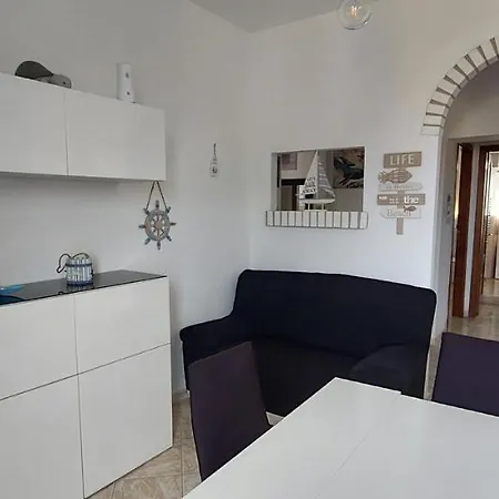 Confortevole Appartamento. 3 Minuti E Sei Al Mare Apartment